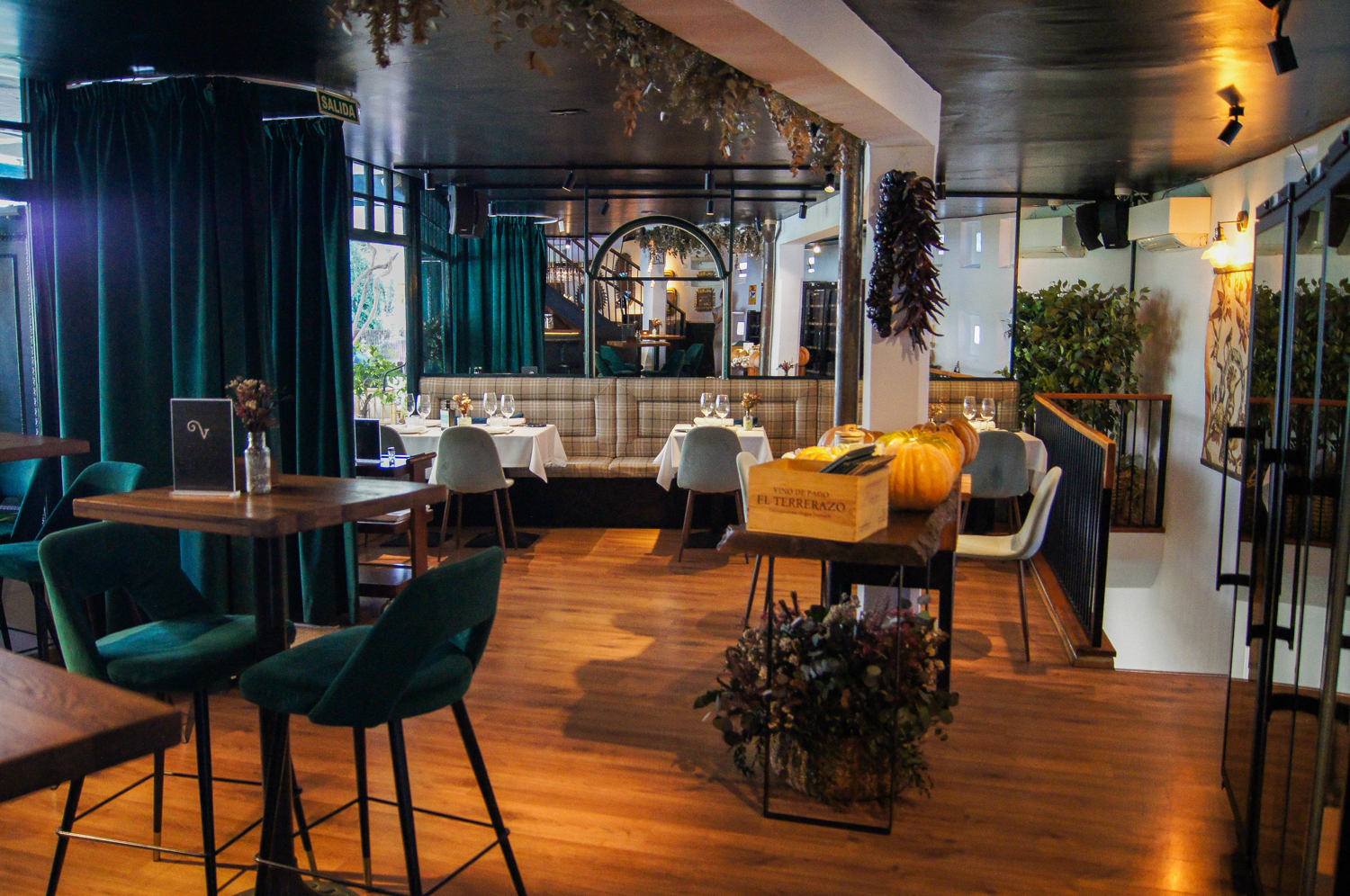 Bar/Cafeteria Ground Floor