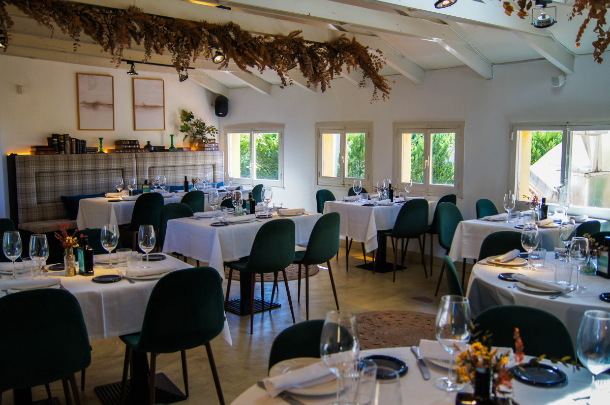 Fireplace Room Upper Floor